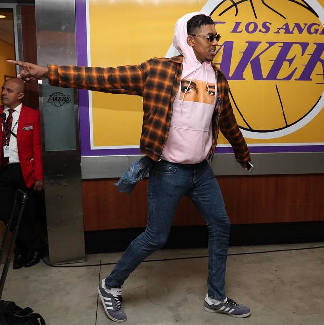 运营提供思 运营提供思